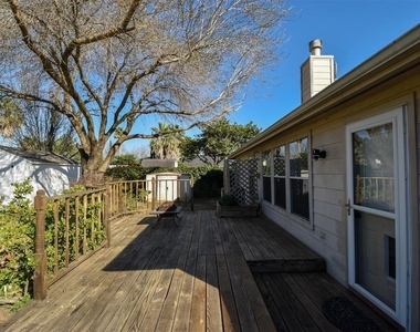 16122 Speyburn Court - Photo Thumbnail 14