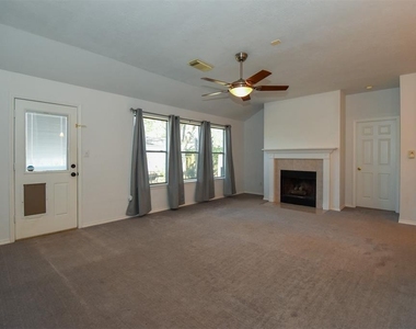 16122 Speyburn Court - Photo Thumbnail 2