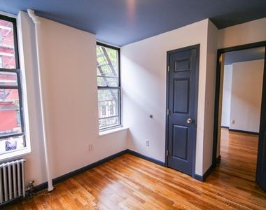  East 5th Street - Photo Thumbnail 4