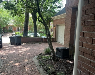 3415 Kingsway Court - Photo Thumbnail 17