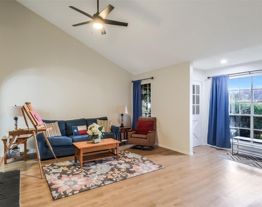 19414 Lazy Valley Drive - Photo Thumbnail 3