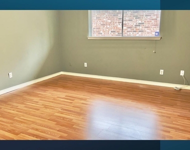 439 Woodrail Drive - Photo Thumbnail 10