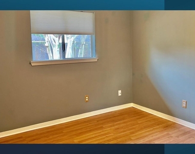 439 Woodrail Drive - Photo Thumbnail 22