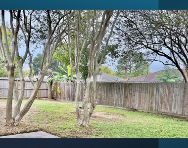 439 Woodrail Drive - Photo Thumbnail 25