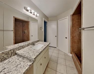 5362 Marian Street - Photo Thumbnail 10