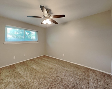 5362 Marian Street - Photo Thumbnail 11