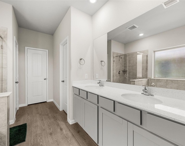 5347 Sunny Ray Drive - Photo Thumbnail 17