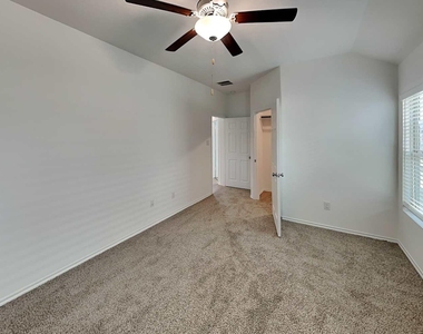 18755 Faustina Way - Photo Thumbnail 5