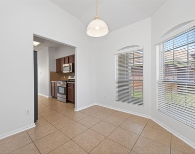 29426 Winton Wood Way - Photo Thumbnail 11