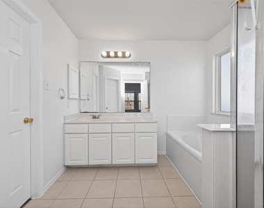 29426 Winton Wood Way - Photo Thumbnail 23