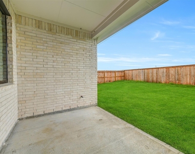 4116 Silver Falls Lane - Photo Thumbnail 24
