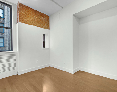 121 Madison Avenue - Photo Thumbnail 4