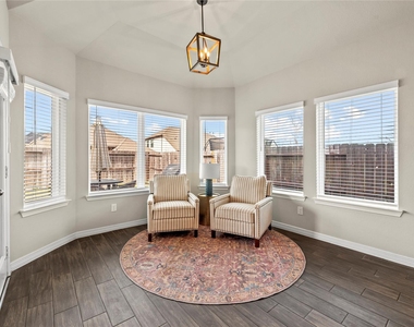 9019 Stanley Oak Drive - Photo Thumbnail 7
