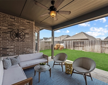 9019 Stanley Oak Drive - Photo Thumbnail 32