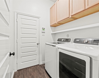 9019 Stanley Oak Drive - Photo Thumbnail 29