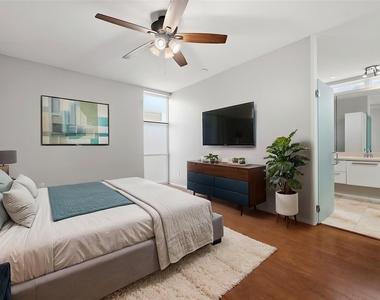 1107 W 17th Street - Photo Thumbnail 6