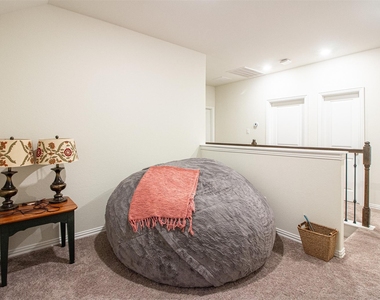 211 Club Crest Lane - Photo Thumbnail 9