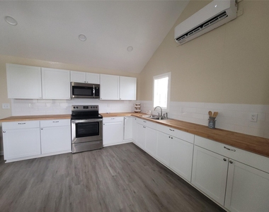 238 Ladyfish Road - Photo Thumbnail 2