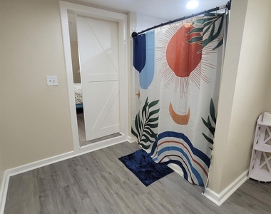 238 Ladyfish Road - Photo Thumbnail 11