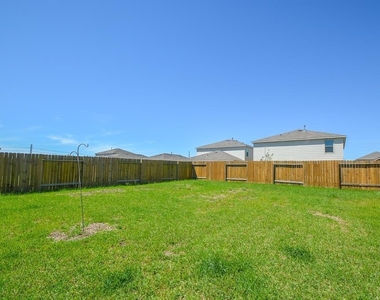 5827 Banyan Oak Court - Photo Thumbnail 2