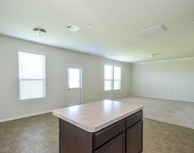 5827 Banyan Oak Court - Photo Thumbnail 10