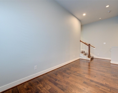 847 Rachel St - Photo Thumbnail 24