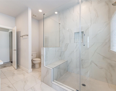 847 Rachel St - Photo Thumbnail 36