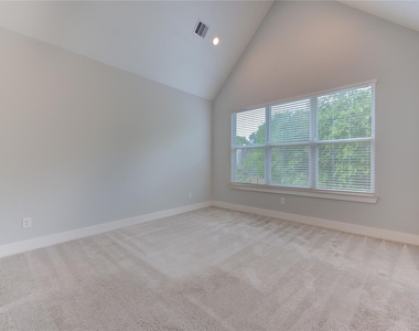 847 Rachel St - Photo Thumbnail 7