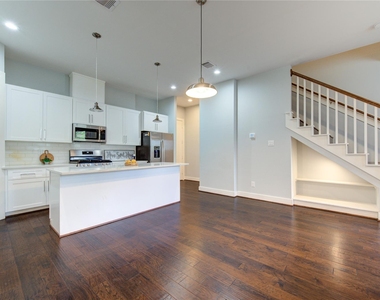 847 Rachel St - Photo Thumbnail 22