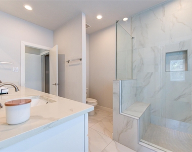 847 Rachel St - Photo Thumbnail 38