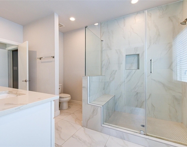 847 Rachel St - Photo Thumbnail 37