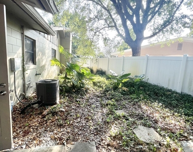 3025 Briarwood Lane - Photo Thumbnail 41