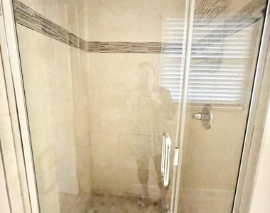 3025 Briarwood Lane - Photo Thumbnail 35