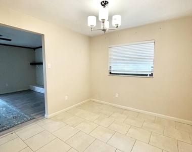 3025 Briarwood Lane - Photo Thumbnail 22