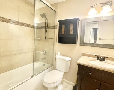 3025 Briarwood Lane - Photo Thumbnail 26