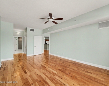 601 N Miramar Avenue - Photo Thumbnail 16