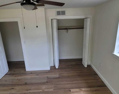 329 W Arlington Street - Photo Thumbnail 34