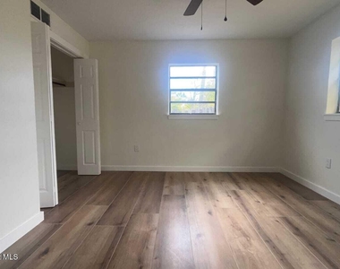 329 W Arlington Street - Photo Thumbnail 48