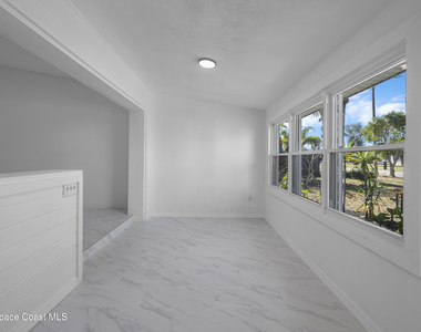 2230 Sunset Avenue - Photo Thumbnail 15
