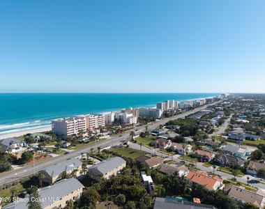 2230 Sunset Avenue - Photo Thumbnail 13