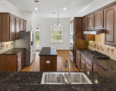 7608 Janak Drive - Photo Thumbnail 8