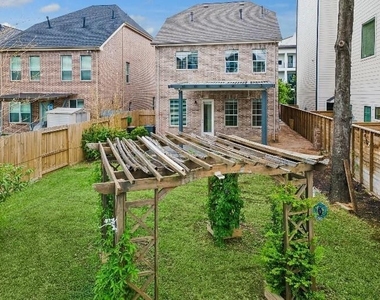7608 Janak Drive - Photo Thumbnail 32