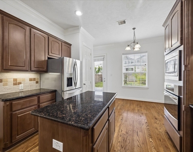 7608 Janak Drive - Photo Thumbnail 6