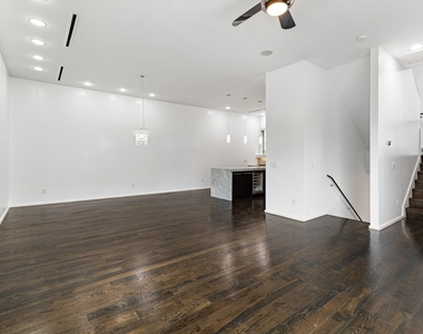 1728 Michigan Street - Photo Thumbnail 3