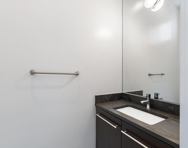 1728 Michigan Street - Photo Thumbnail 9
