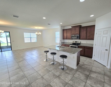 1723 Musgrass Circle - Photo Thumbnail 2