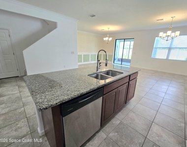 1723 Musgrass Circle - Photo Thumbnail 5