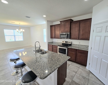 1723 Musgrass Circle - Photo Thumbnail 3