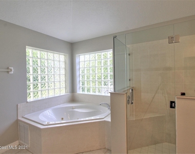 2906 Mondavi Drive - Photo Thumbnail 10