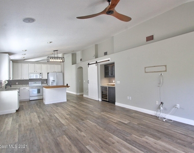 2906 Mondavi Drive - Photo Thumbnail 5